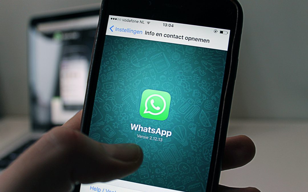 Actualización de política de privacidad de datos en WhatsApp